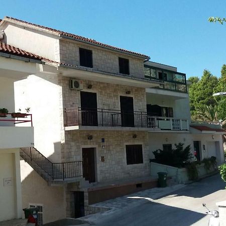 Apartmani Ivona Podgora Esterno foto