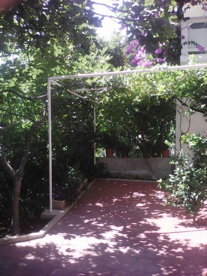 Apartmani Ivona Podgora Esterno foto