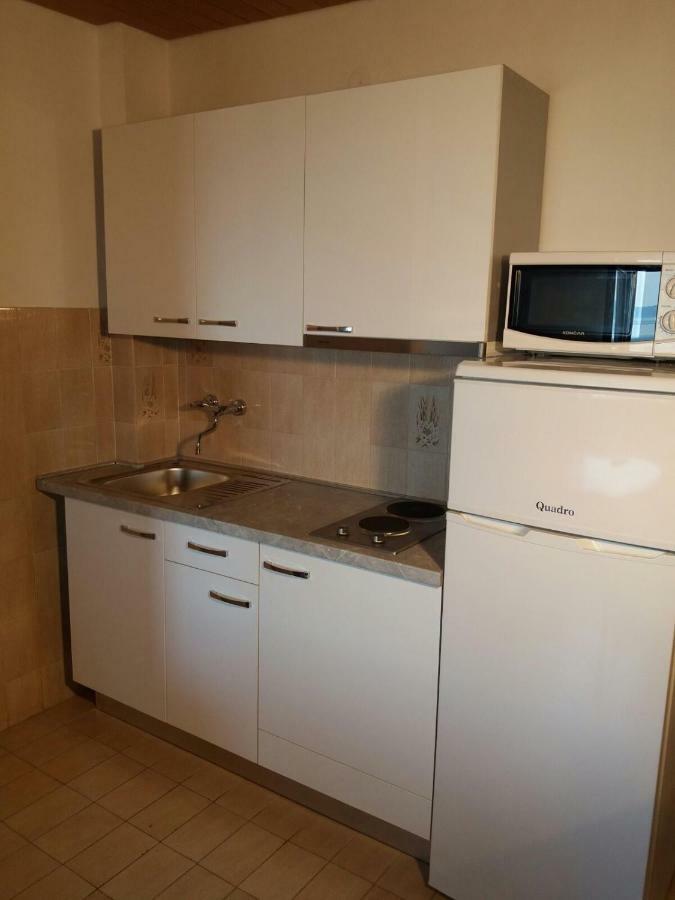 Apartmani Ivona Podgora Esterno foto